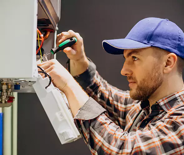 Expert Plumber for Tankless Water Heater Maintenance in North Royalton, OH: Schedule Professional Maintenance Services with Us