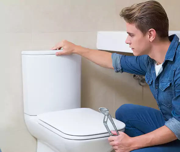 Expert Plumber for Toilet Replacement in North Royalton, OH: Schedule Affordable Toilet Replacement Services with Us
