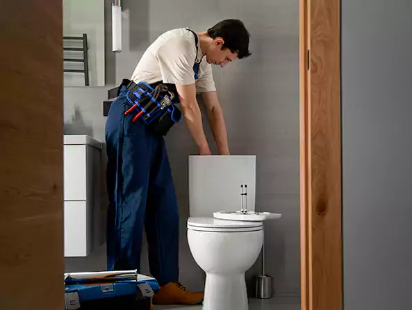Why Choose North Royalton Plumbers for Toilet Replacement in North Royalton, OH?
